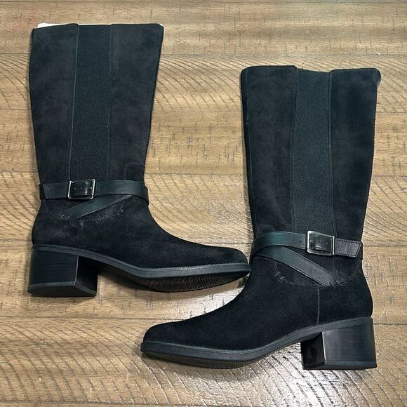 NWOT Clarks black suede leather knee-high boots size 10 - Picture 1 of 10